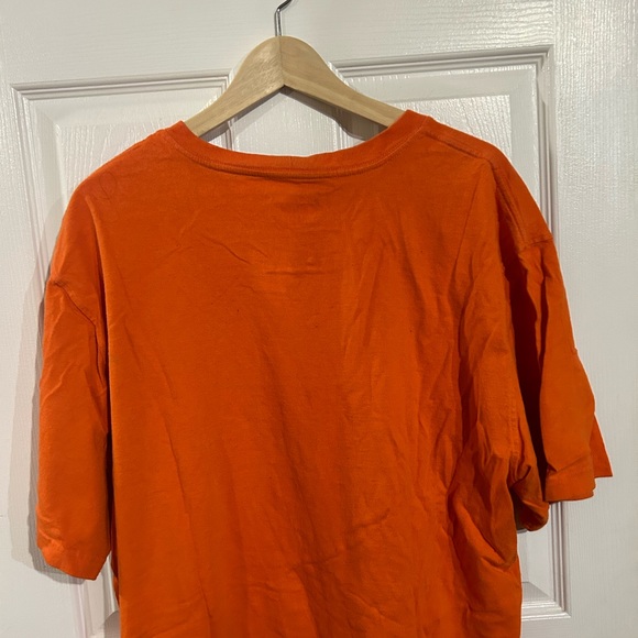 Men’s XL orange carhartt T - Picture 3 of 3